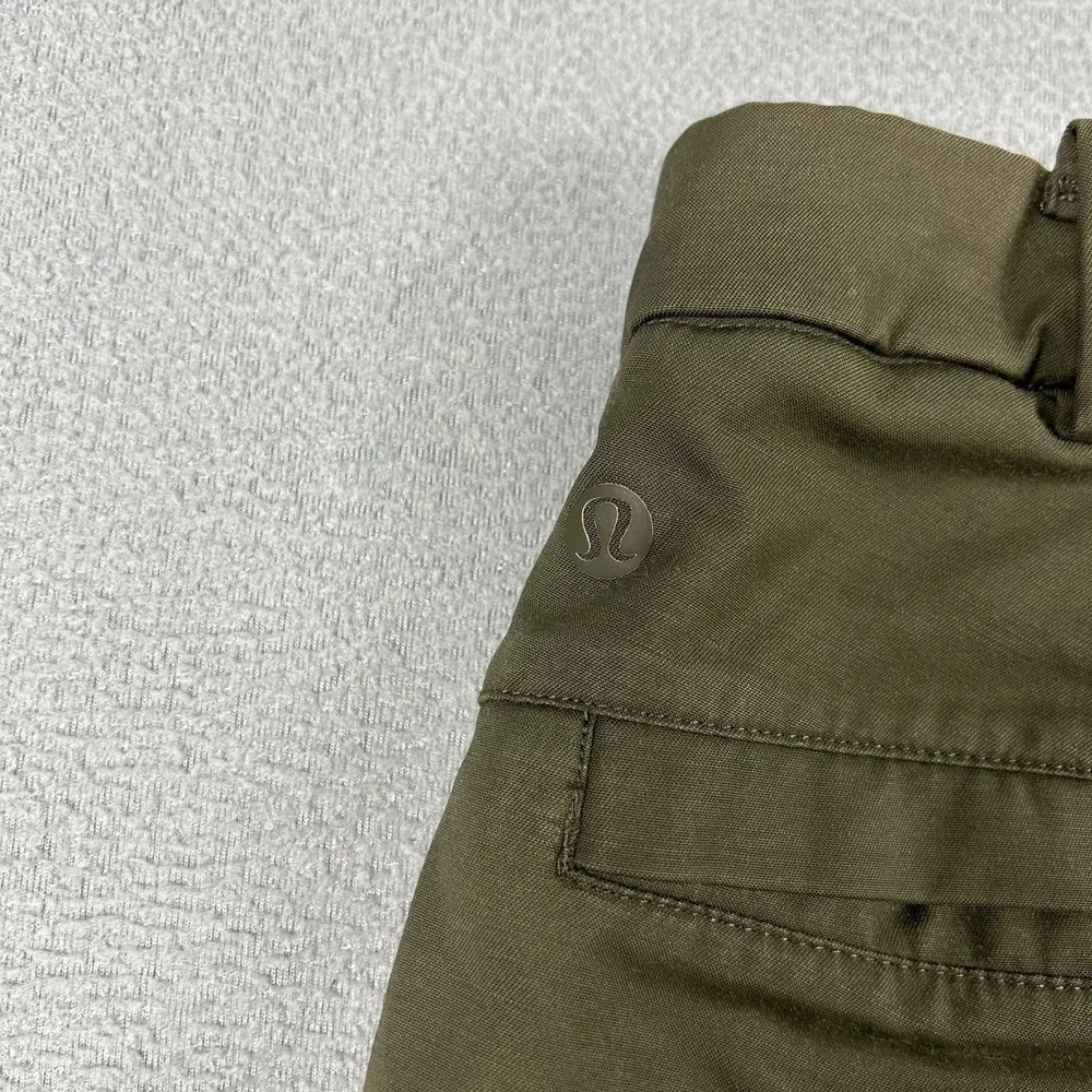 Lululemon Commission Pants Mens Size 34x32 Green Slim Fit Warpstreme Performance